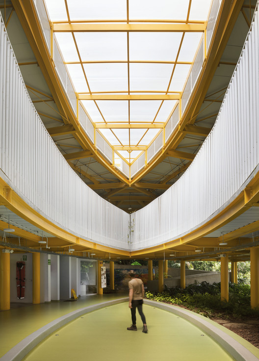 CCB Kindergarten / MRV Arquitectos - Image 4 of 41