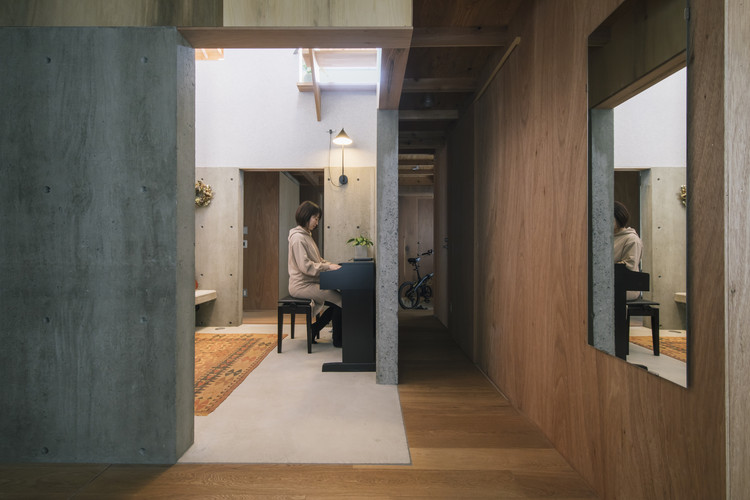 House in Kita-Koshigaya / tamotsu ito architecture office - Image 5 of 27