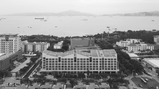 Joyze Hotel Xiamen, Curio Collection by Hilton / Tanghua Architect & Associates - Image 17 of 20