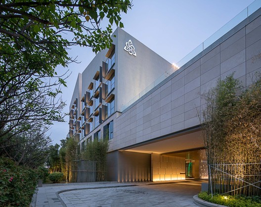 Joyze Hotel Xiamen, Curio Collection by Hilton / Tanghua Architect & Associates - Image 8 of 20