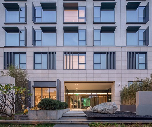 Joyze Hotel Xiamen, Curio Collection by Hilton / Tanghua Architect & Associates - Image 14 of 20