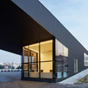 安西昂志愿消防局 / Bruno Dias Arquitectura + Luis Ventura Arquitectura - 消防站