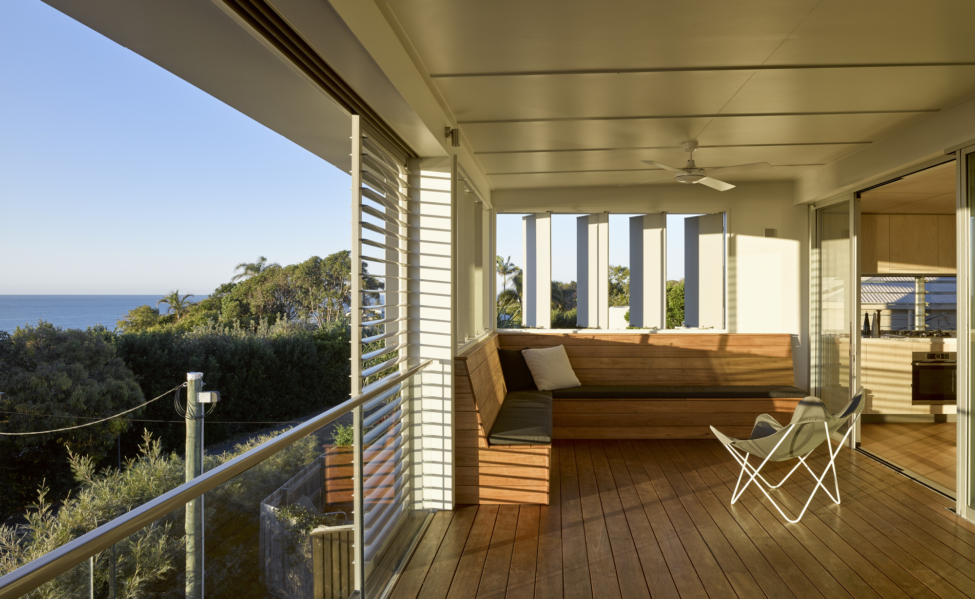 Gallery of Sunshine Beach House / Bark Design Architects - 6