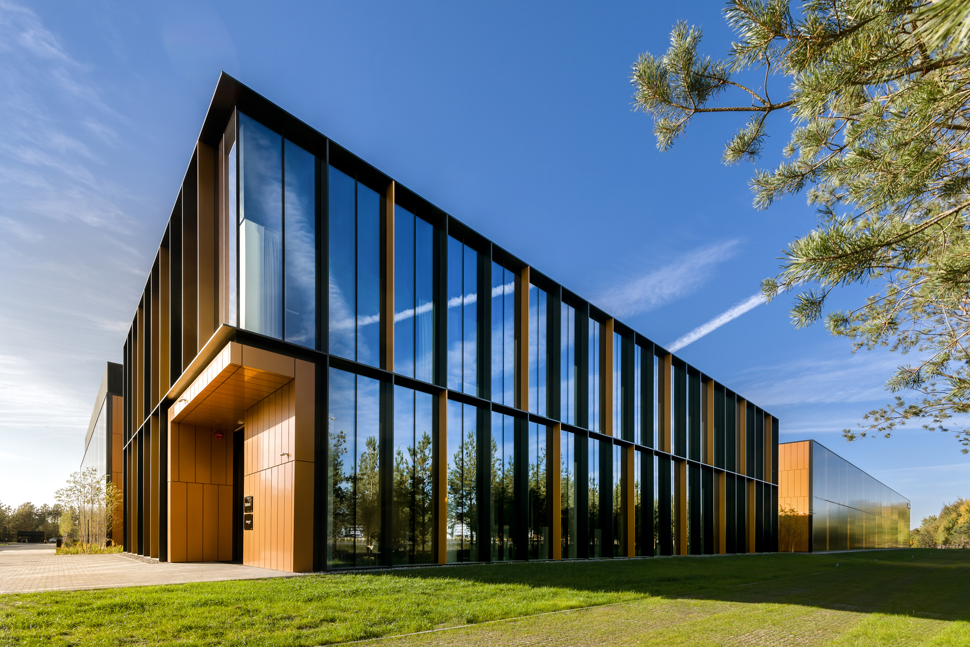 Gallery of BIALMED Headquarters / 3XA - 29