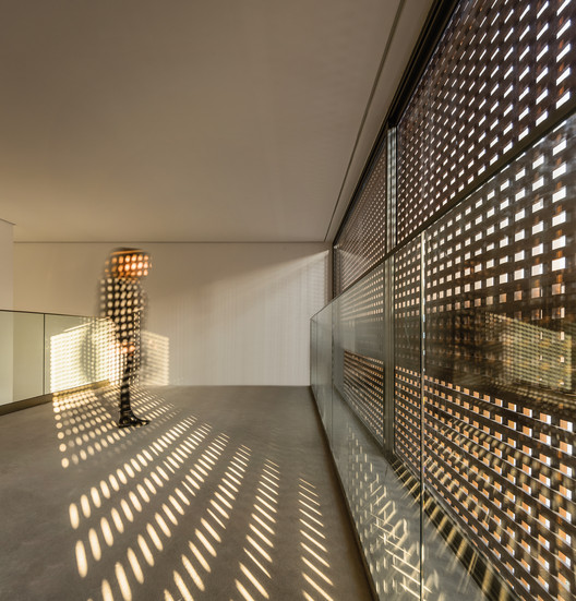 Edificio Único / Studio Arthur Casas - Imagen 3 de 21
