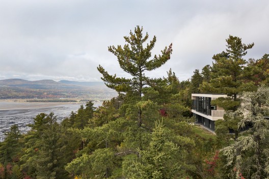 Residence Le Nid / Anne Carrier Architecture - Image 11 of 18