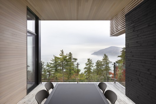Residence Le Nid / Anne Carrier Architecture - Interior Photography, Chair