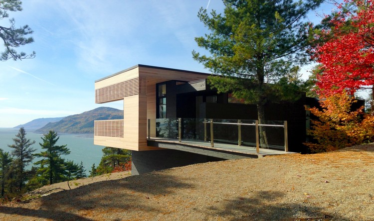 Residence Le Nid / Anne Carrier Architecture - Handrail