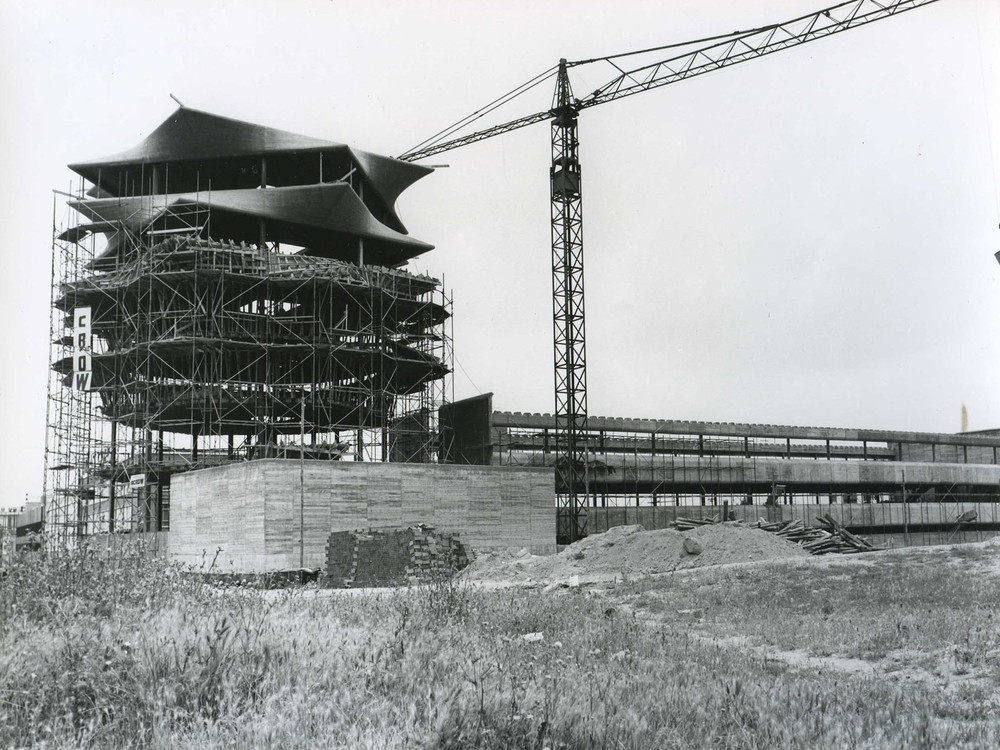 Galería de Clásicos de Arquitectura: Laboratorios JORBA (La ‘Pagoda ...