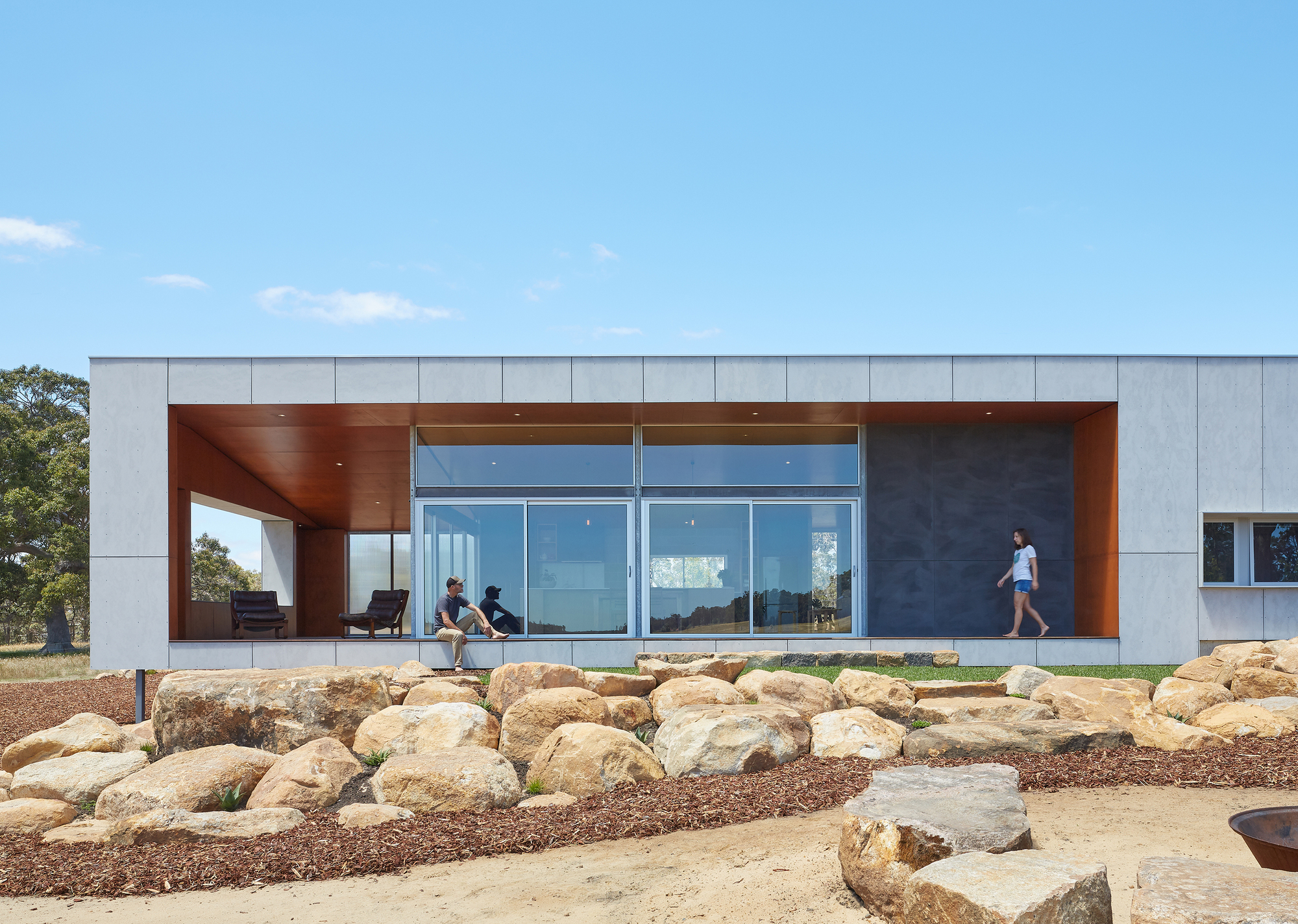 Gallery of Paddock House / Archterra Architects 21