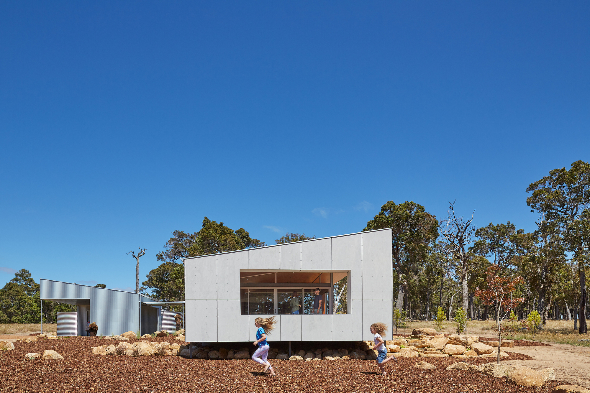 Gallery of Paddock House / Archterra Architects 23