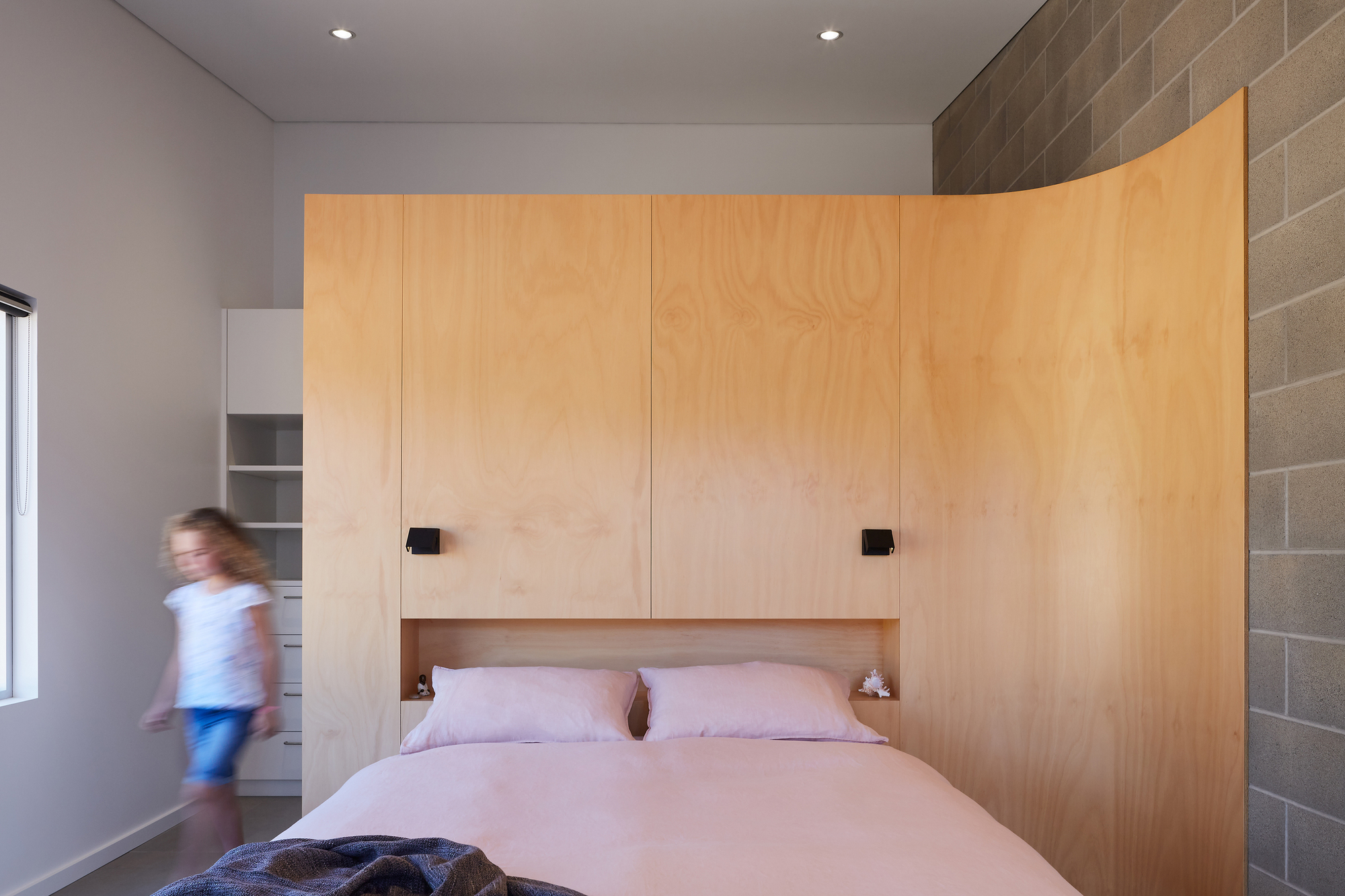 Gallery of Paddock House / Archterra Architects 12