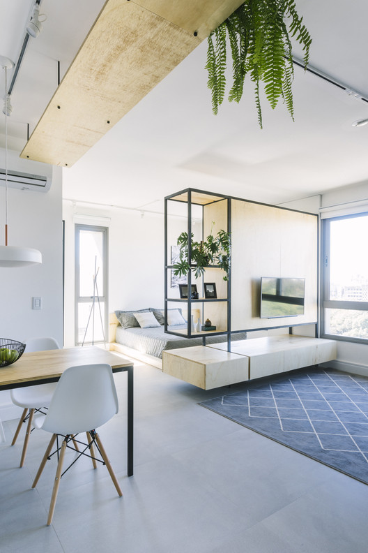 Artsy Apartment / BARRA Arquitetos Artsy Apartment / BARRA Arquitetos - Image 7 of 23