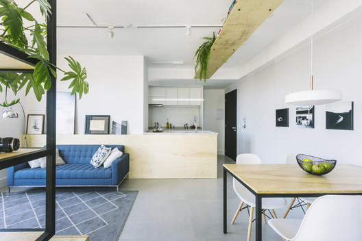 Artsy Apartment / BARRA Arquitetos Artsy Apartment / BARRA Arquitetos - Image 10 of 23