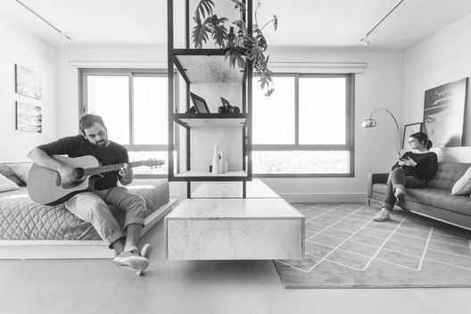 Artsy Apartment / BARRA Arquitetos Artsy Apartment / BARRA Arquitetos - Image 12 of 23