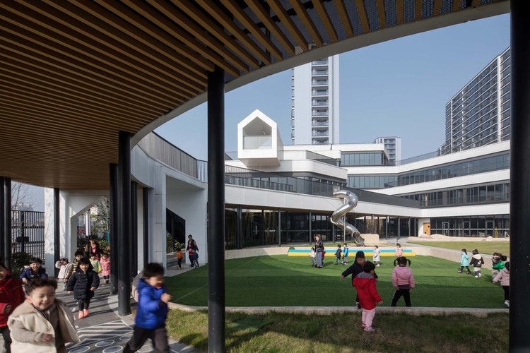 Hangzhou Tides Kindergarten / GLA - Windows, Facade