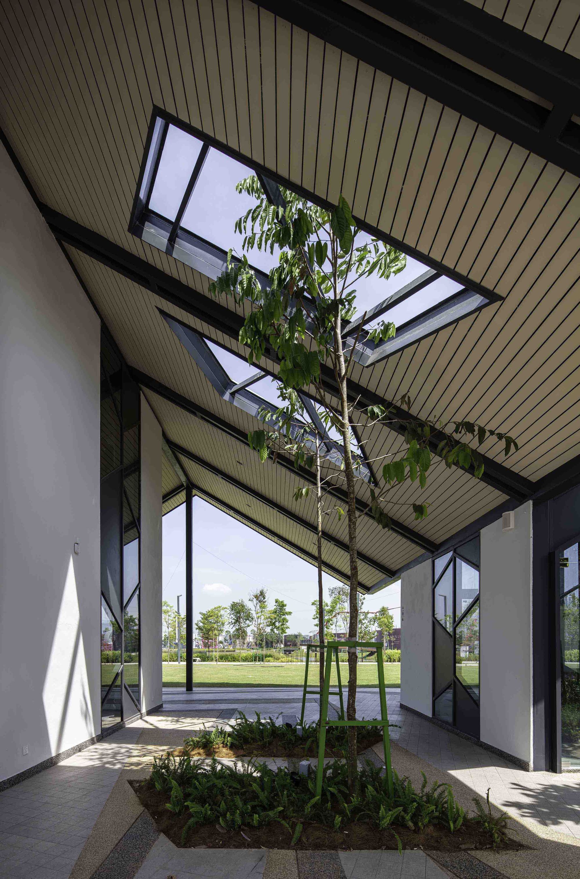 Gallery of The Buzz.ar Community Center / Eleena Jamil Architect 3