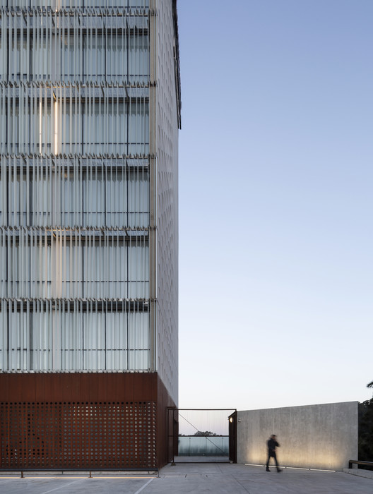Hampton by Hilton Carrasco / gualano + gualano: arquitectos - Image 15 of 43