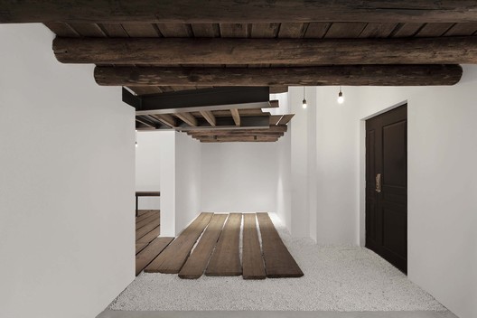Urban Home of Nature / Origin Architect - Image 2 of 25