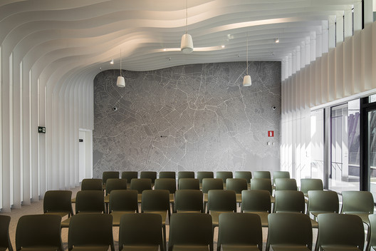 Espaço de Eventos Google São Paulo / BCMF Arquitetos + MACh Arquitetos - Cadeira