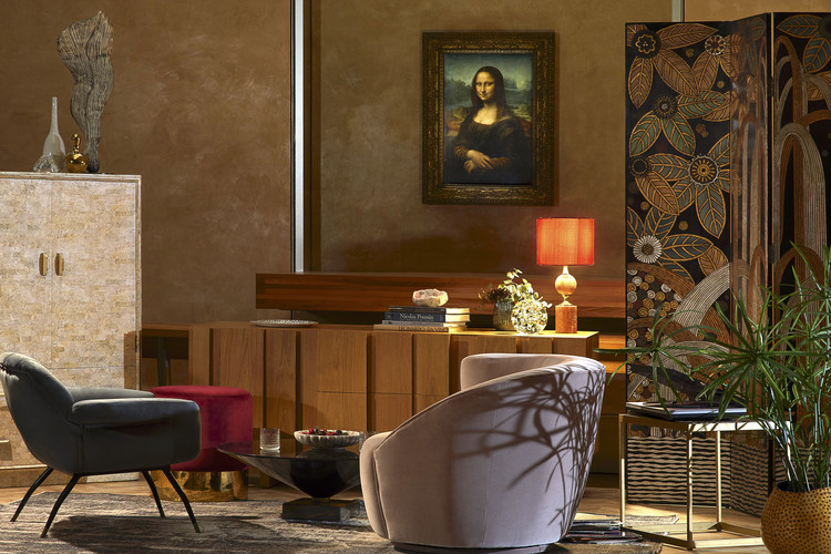 Airbnb is Treating One Lucky Guest to a Night in the Louvre (Including Drinks with the Mona Lisa) - Image 9 of 9