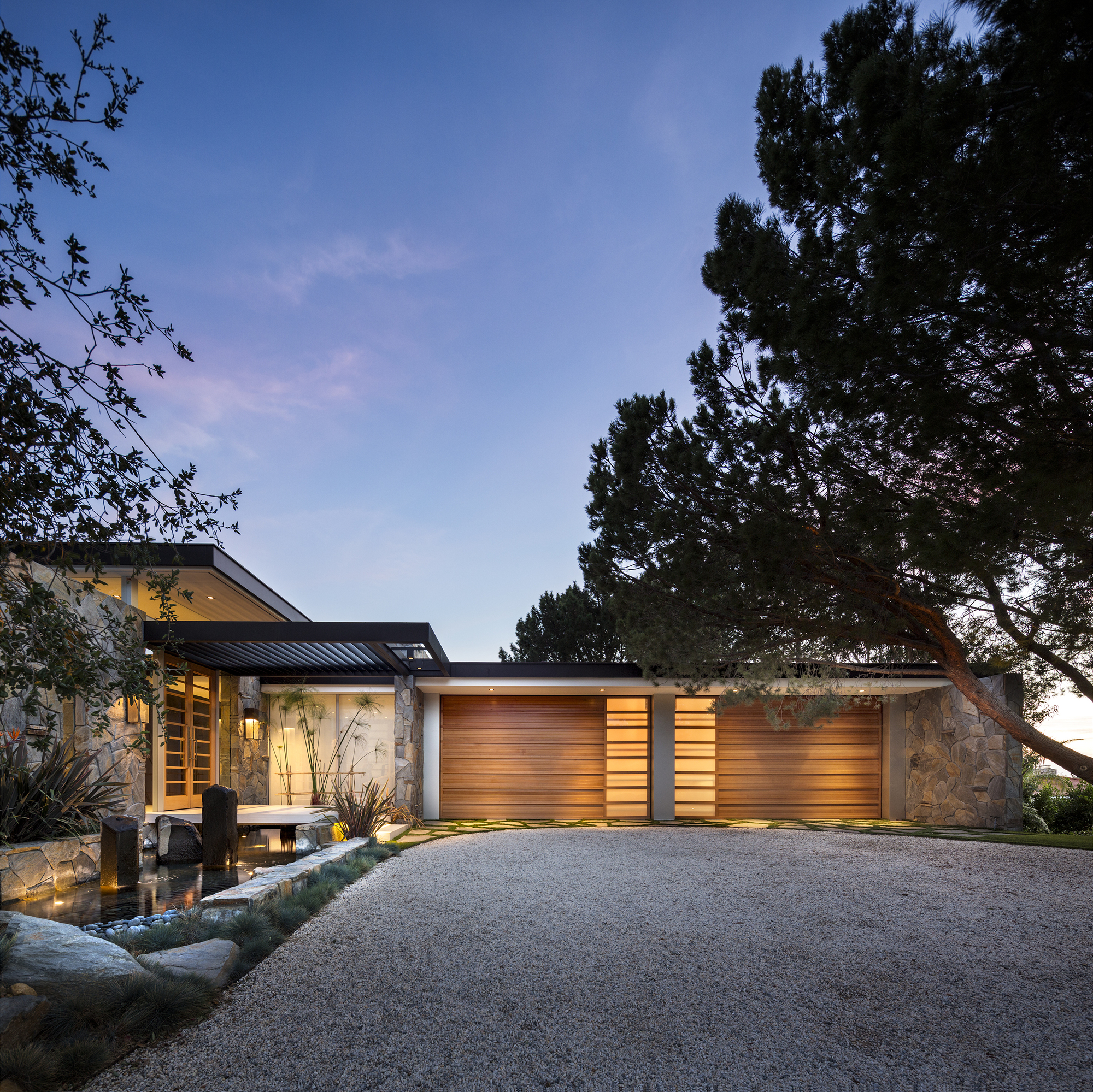 вилла в стиле модерн калифорния. современные дом в калифорнии. лос анджелес беверли хиллз дом. калифорния лос анджелес вилла. лос анджелес одноэтажный.