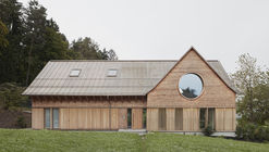 House with Three Eyes / Innauer-Matt Architekten