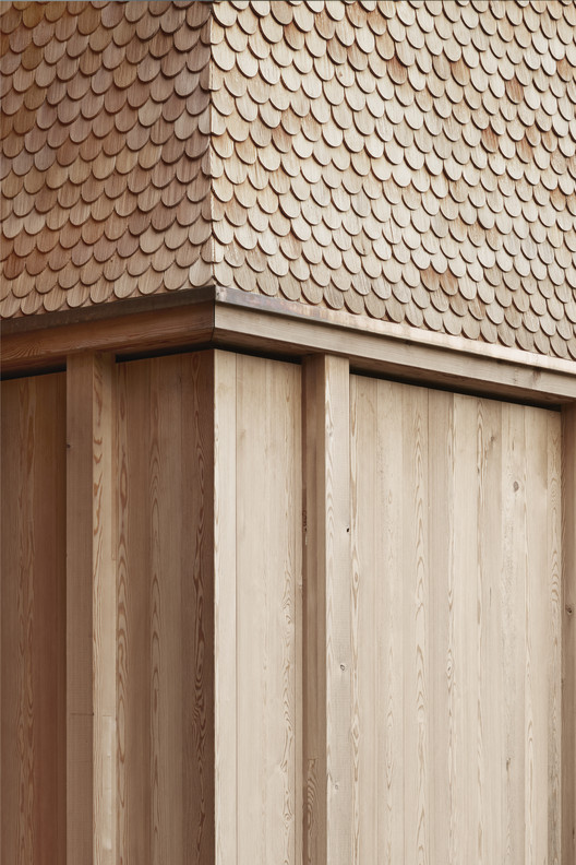 House with Three Eyes / Innauer-Matt Architekten - Image 3 of 17