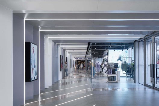 Shanghai Shimao Festival City Renovation / Kokaistudios - Image 26 of 47