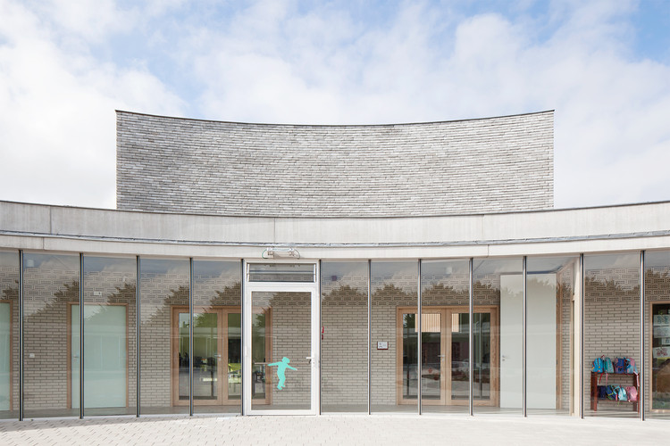 School Merlijn / LOW Architecten - More Images