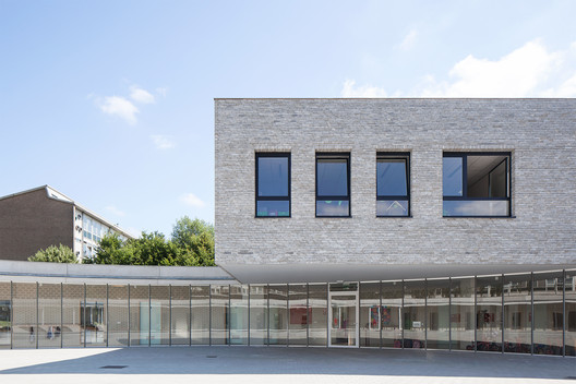 School Merlijn / LOW Architecten - Image 6 of 13