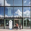 Prefeitura de Westland / architectenbureau cepezed - Fotografia de Exterior, Edifícios De Escritórios, Porta, Fachada