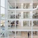 Prefeitura de Westland / architectenbureau cepezed - Fotografia de Interiores, Edifícios De Escritórios, Fachada, Porta