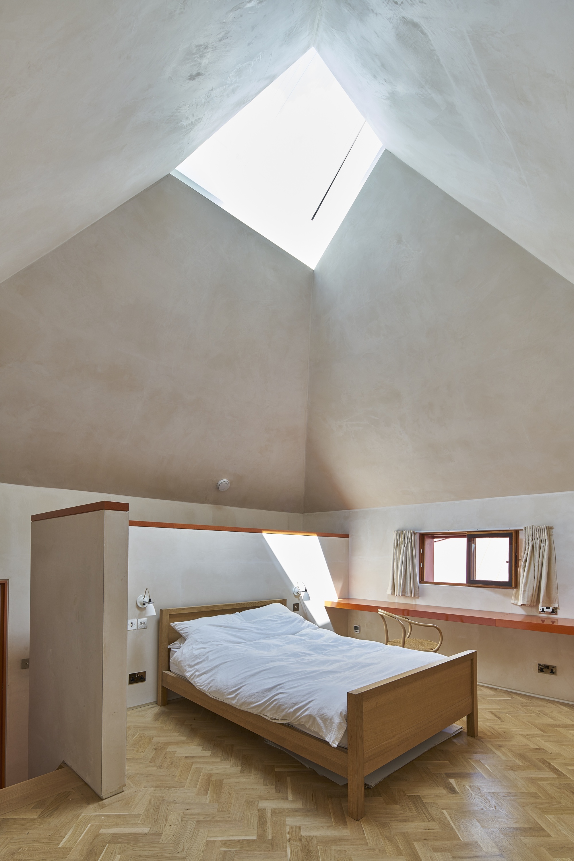 Gallery of Tin House / Henning Stummel Architects 4