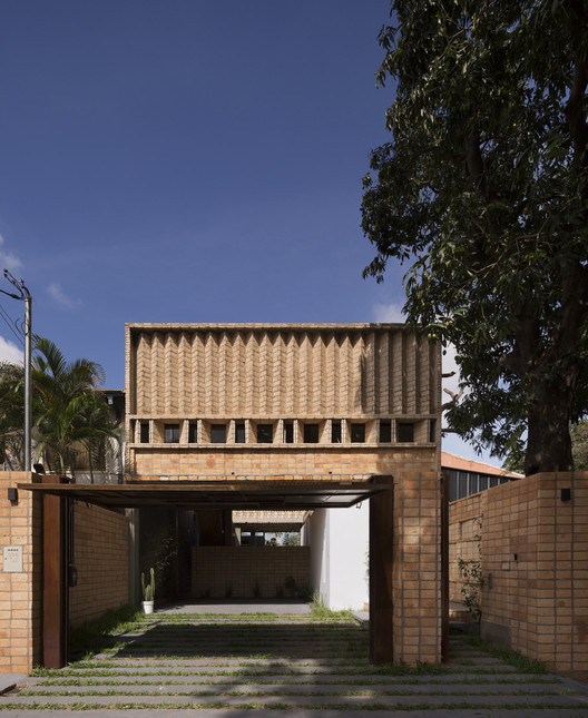 María Emilia House / Mínimo Común Arquitectura - Image 8 of 21