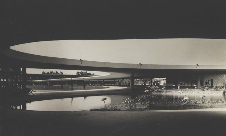 Ibirapuera Canopy: Support for Indeterminate Use - Image 2 of 9