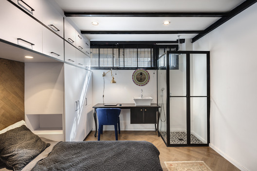 A Great Small Apartment in Tel-Aviv / Nitzan Horovitz Architectural design studio - Interior Photography, Table, Bed, Chair