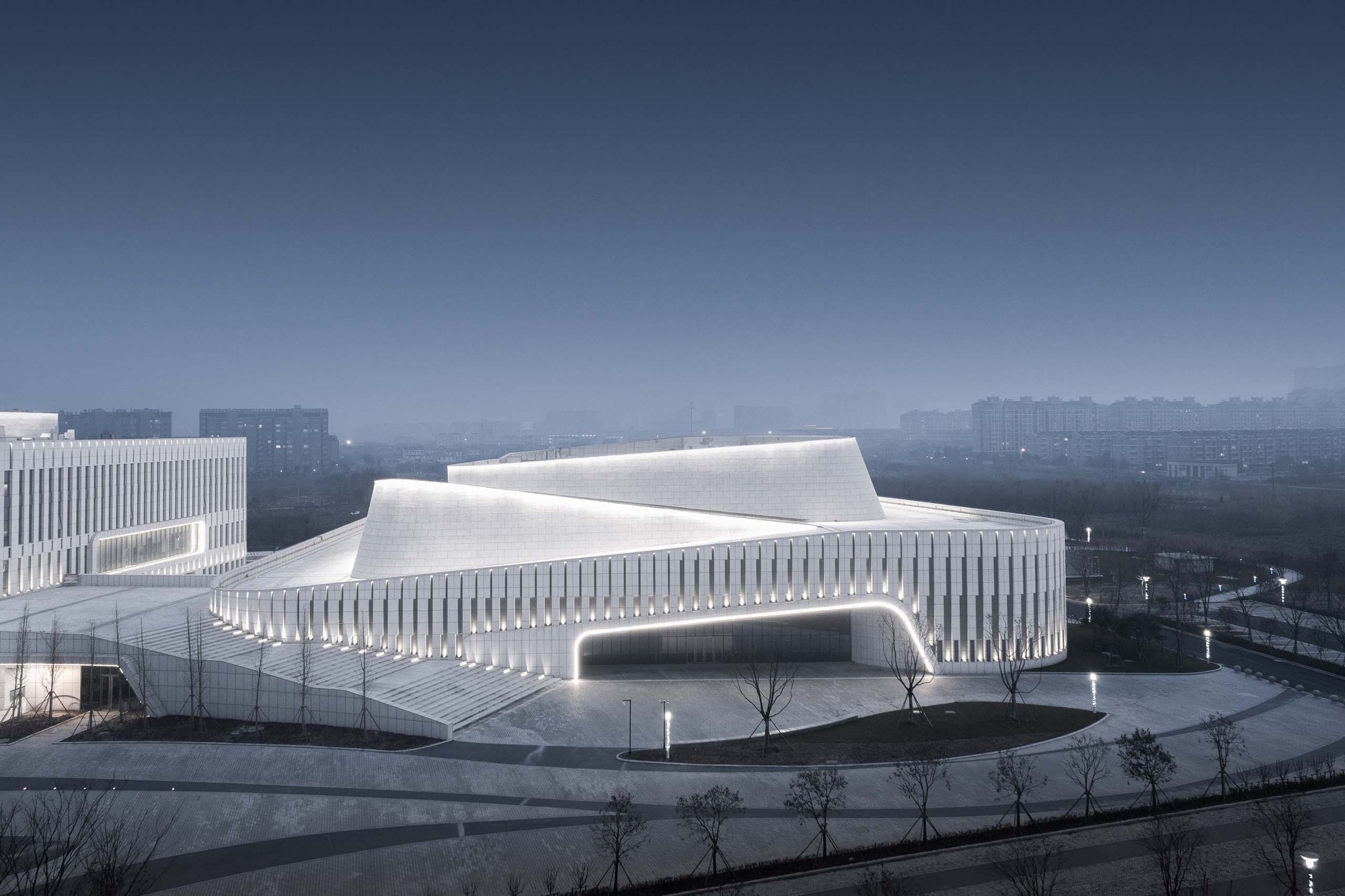 Культурные центры что это. Современные здания. Культурный центр альметьевск. Культурные центры что это. Алкасер-ду-сал в португалии архитектор.