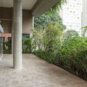 Lorena Building / Ricardo Chahin + Lucia Manzano Arquitetura + Paisagismo - Image 4 of 93