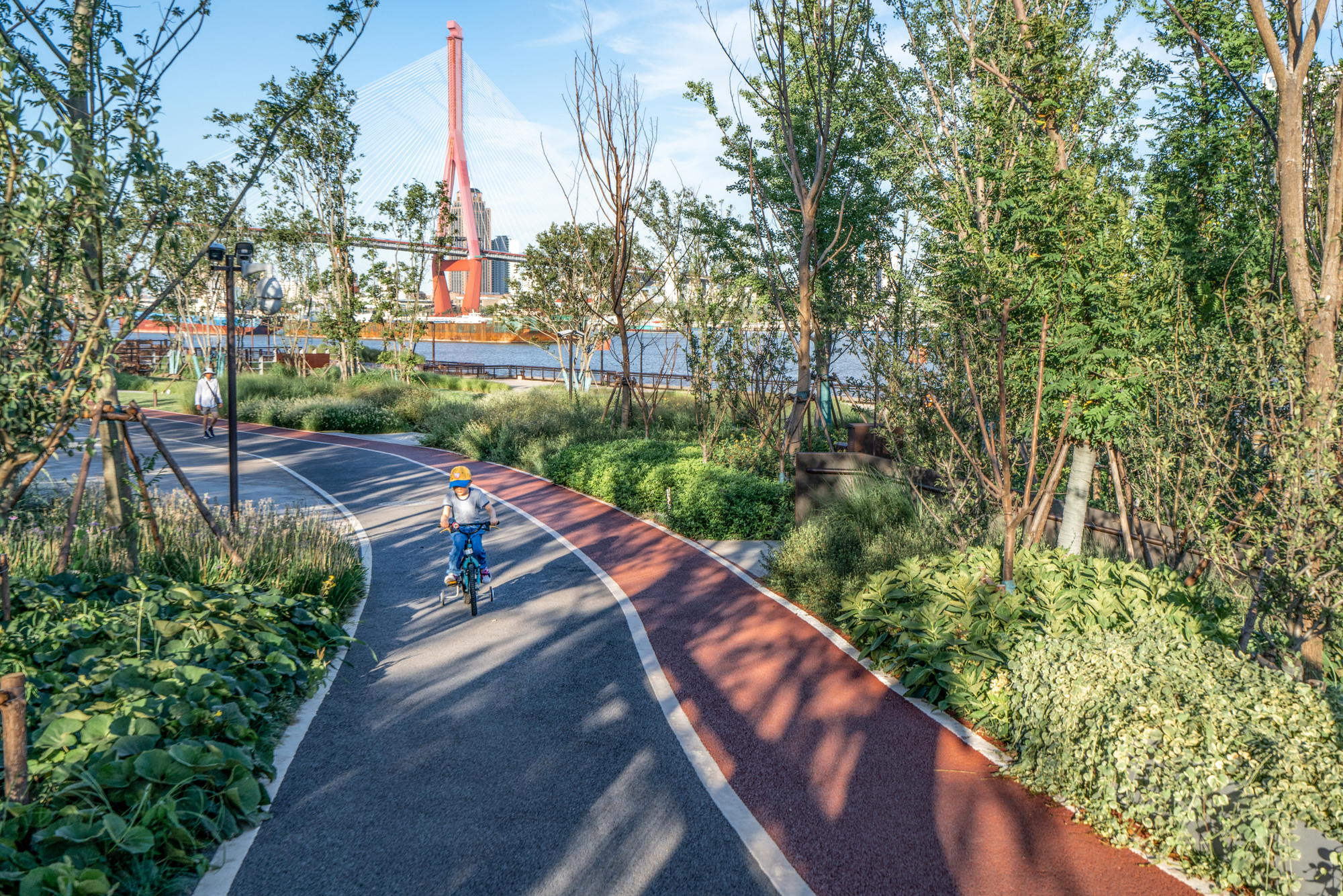 Gallery of Yangpu Riverfront South Section Phase II / DA Landscape