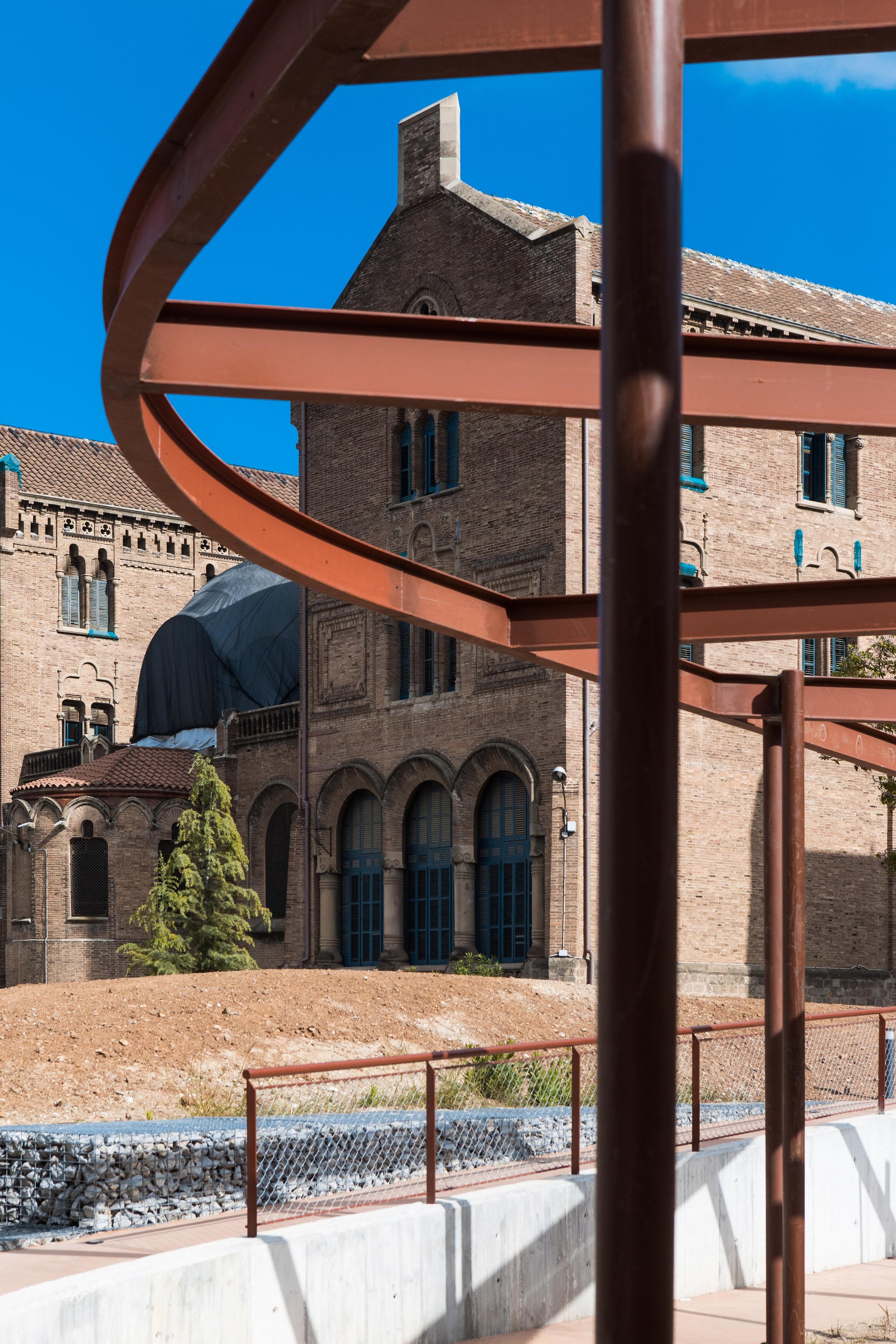 Gallery of Kálida Sant Pau Center / Miralles Tagliabue EMBT - 9