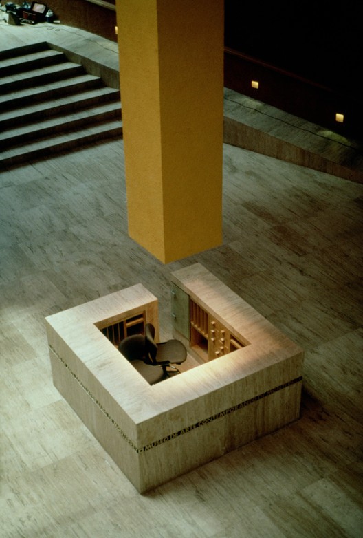 AD Classics: Monterrey Museum of Contemporary Art / LEGORRETA - Image 19 of 20