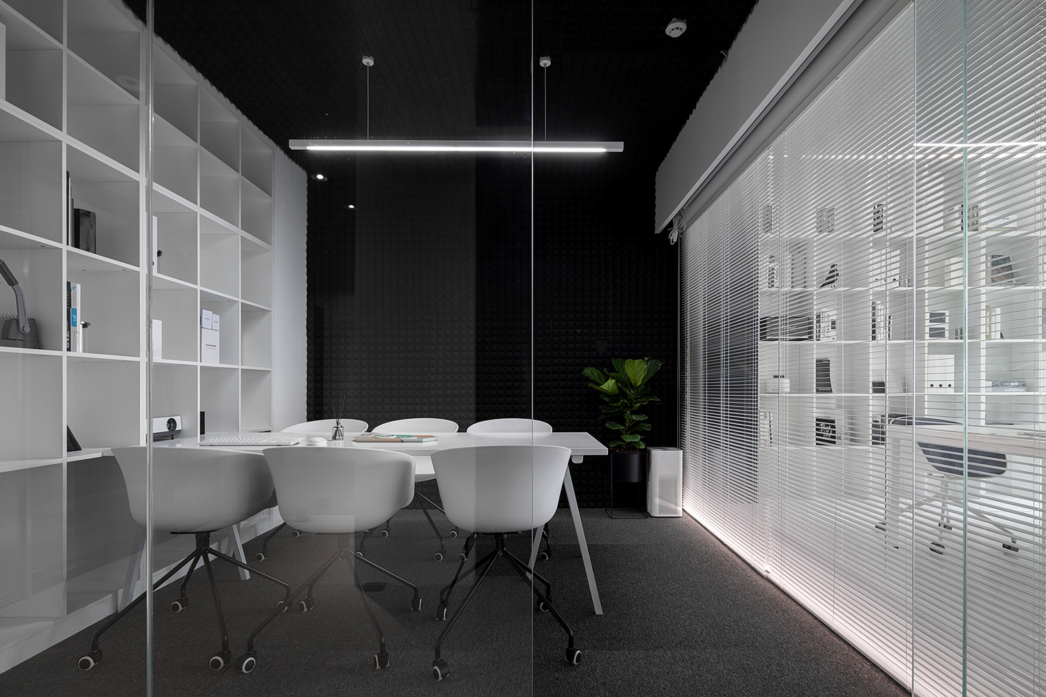 Gallery of White Box Office / Zhibai Design Studio - 7