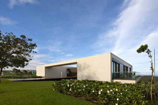 Casa Lincoln / Gustavo Penna Arquiteto e Associados - Janela, Fachada