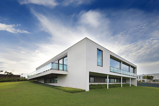 Casa Lincoln / Gustavo Penna Arquiteto e Associados - Janela, Fachada