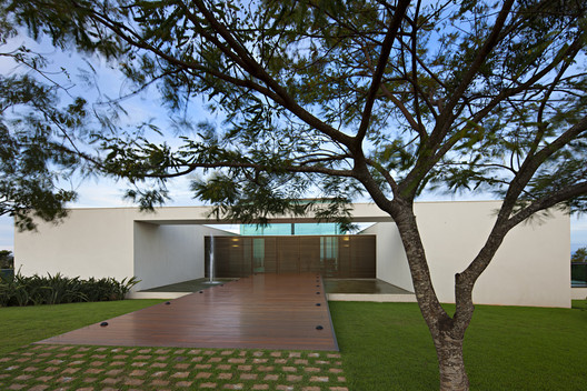 Lincoln House / Gustavo Penna Arquiteto e Associados - Image 10 of 48