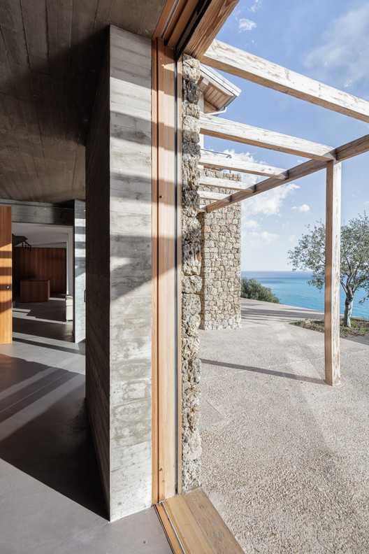 LJ House / Pietra Alborno LJ House / Pietra Alborno - Image 12 of 44