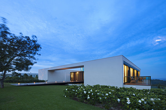 Casa Lincoln / Gustavo Penna Arquiteto e Associados - Janela, Fachada