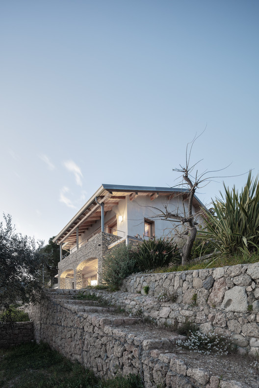 LJ House / Pietra Alborno LJ House / Pietra Alborno - Image 38 of 44