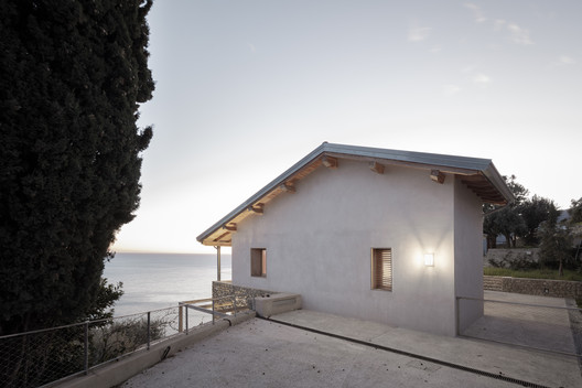 LJ House / Pietra Alborno LJ House / Pietra Alborno - Image 20 of 44